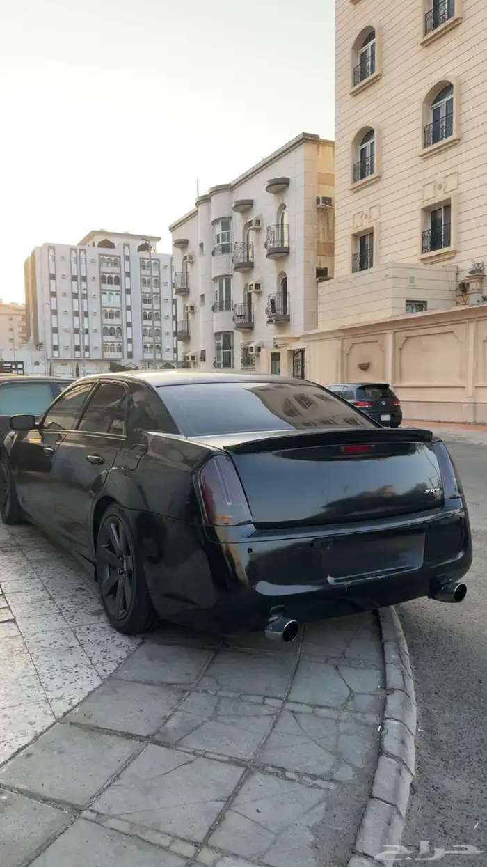 للبيع كرايسلر srt 2012 4