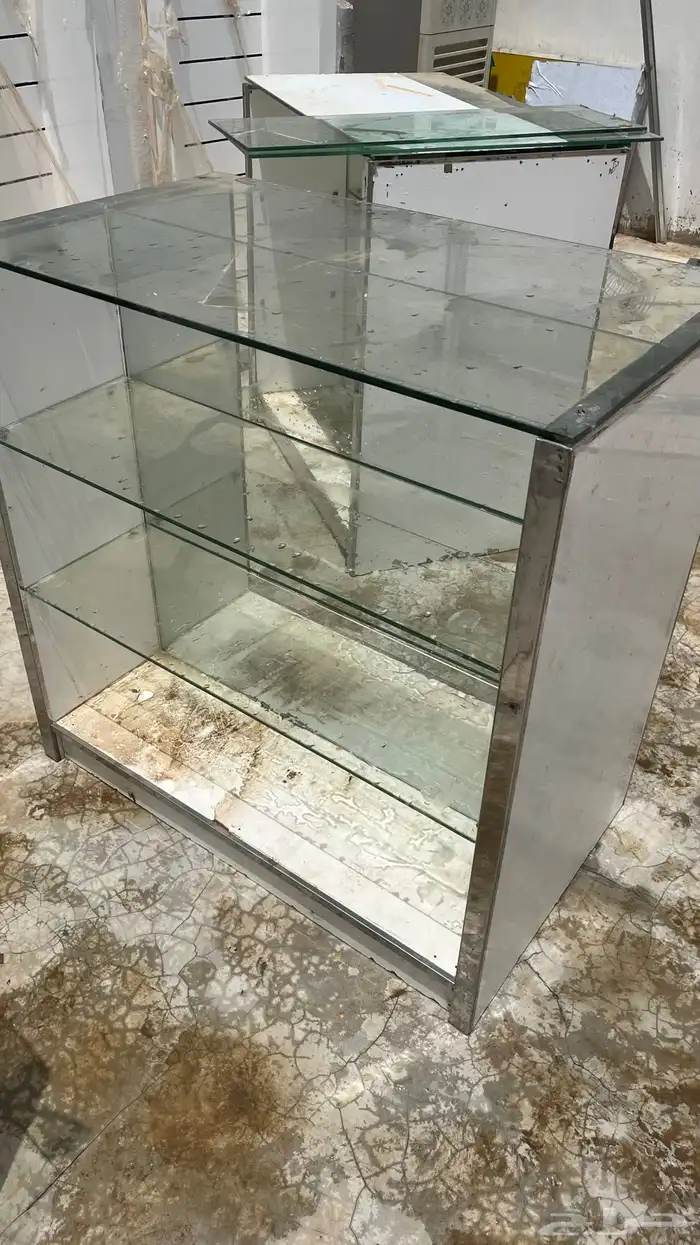 طاولات نظييفة العدد 3 مع كامل ملحقاتها 1