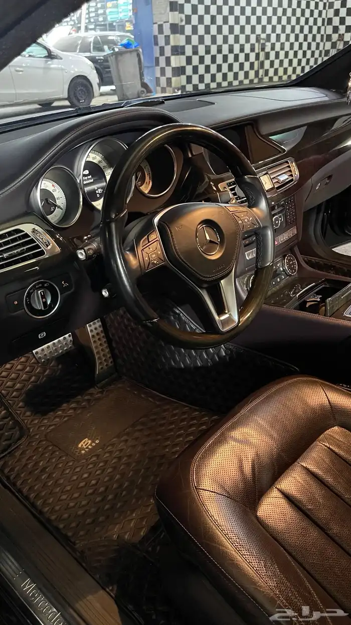 مرسيدس CLS 500 فل كامل 22