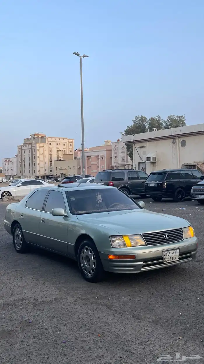 لكسز 400 نضيفه للبيع 4