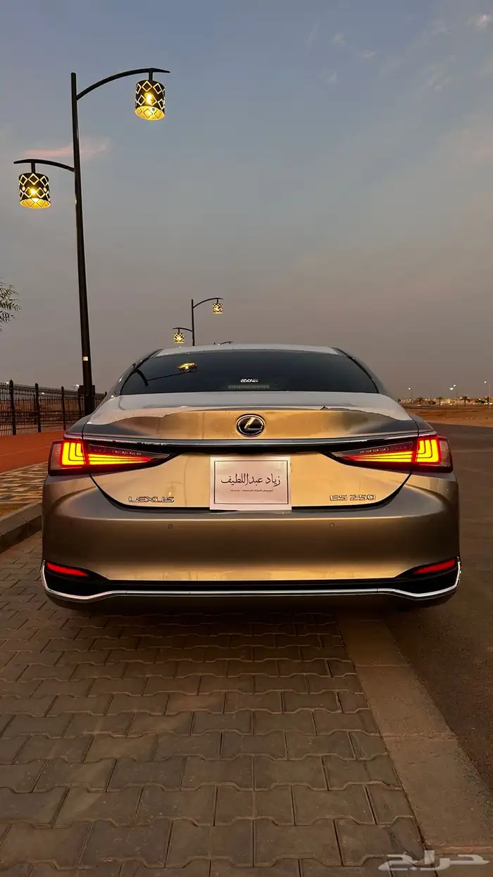 لكزس Es250 نظيف 7