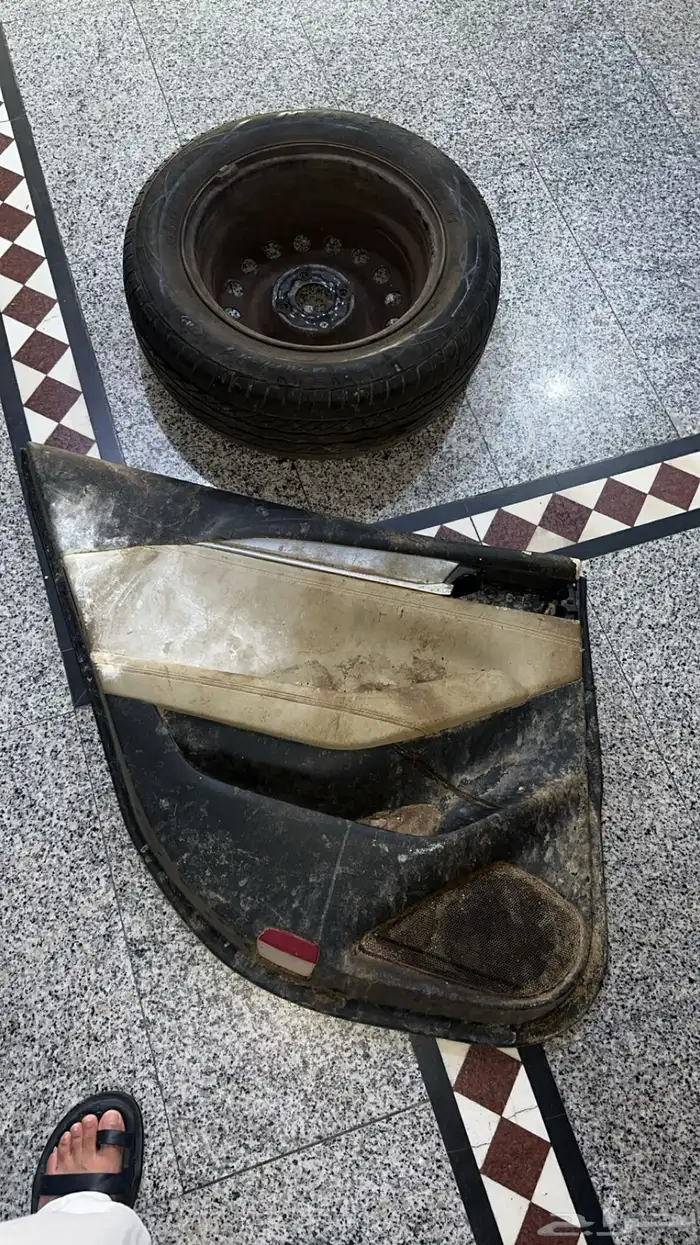 قطع غيار مازدا للبيع 0