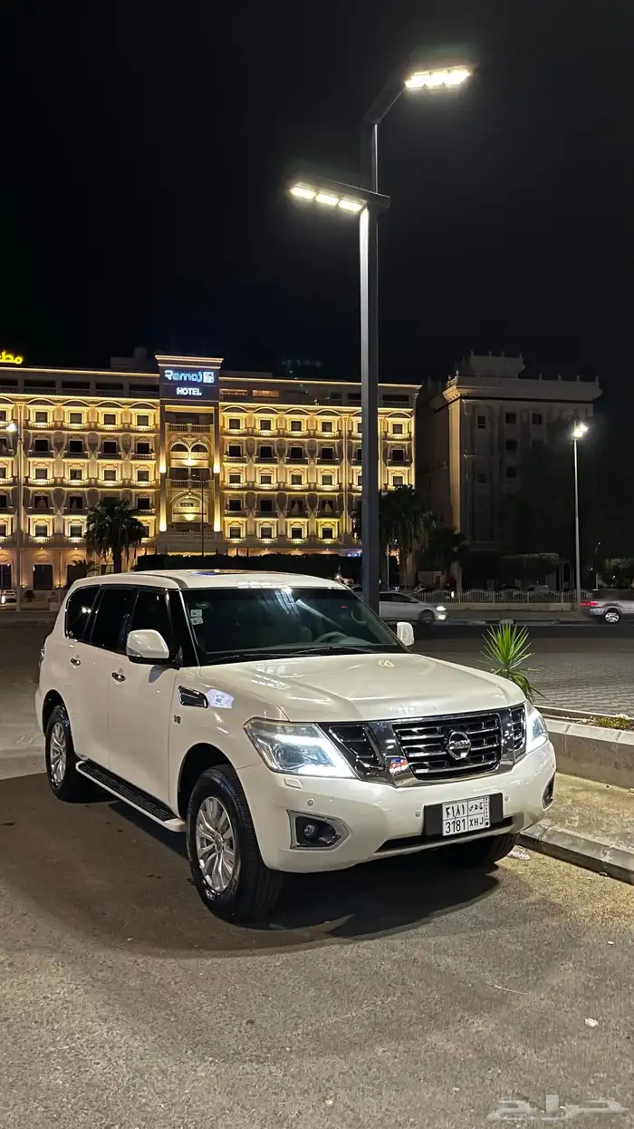 نيسان باترول بلاتينيوم 2016 0