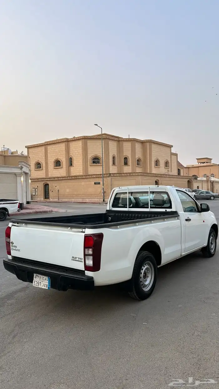 للبيع ايسوزو غماره 2022 وكاله شرط 4
