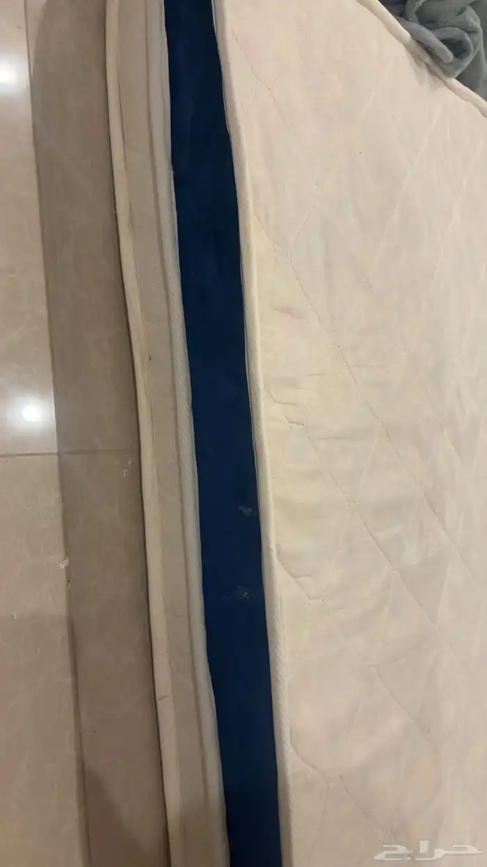 مرتبه 200 200 شبه جديده مافيها ولاعيب استخدام اسبوعين 0