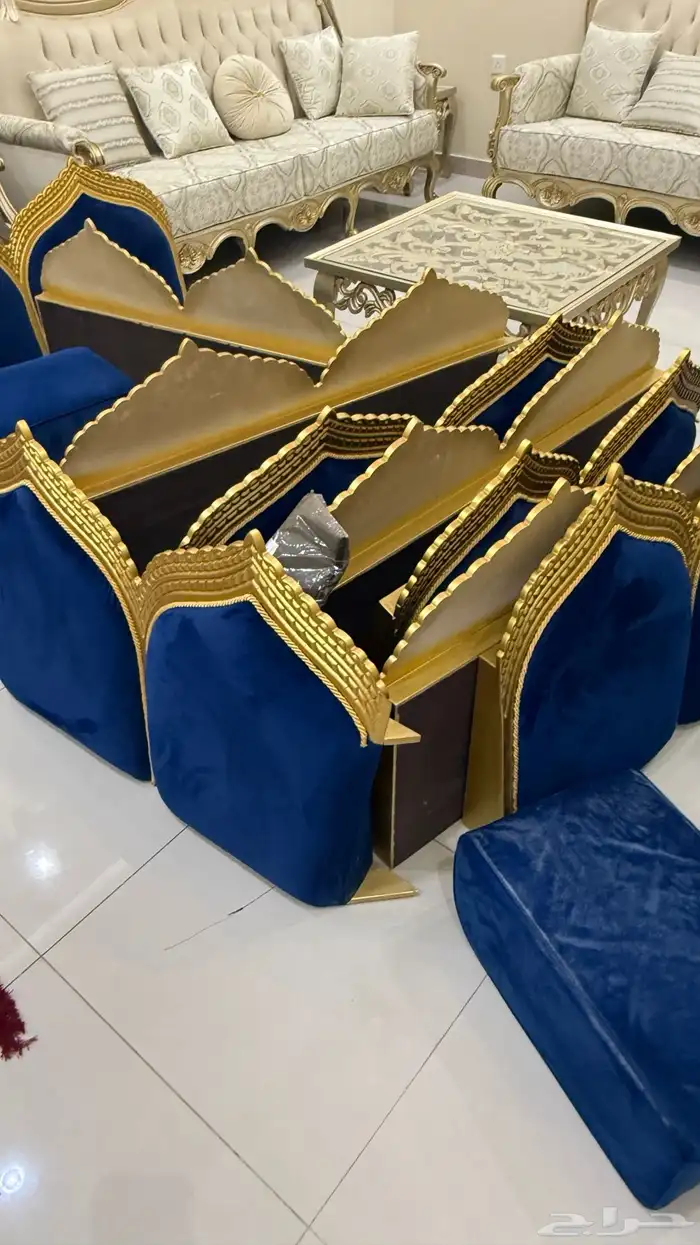 9 مساند للبيع واربع مراكي على السوم 0