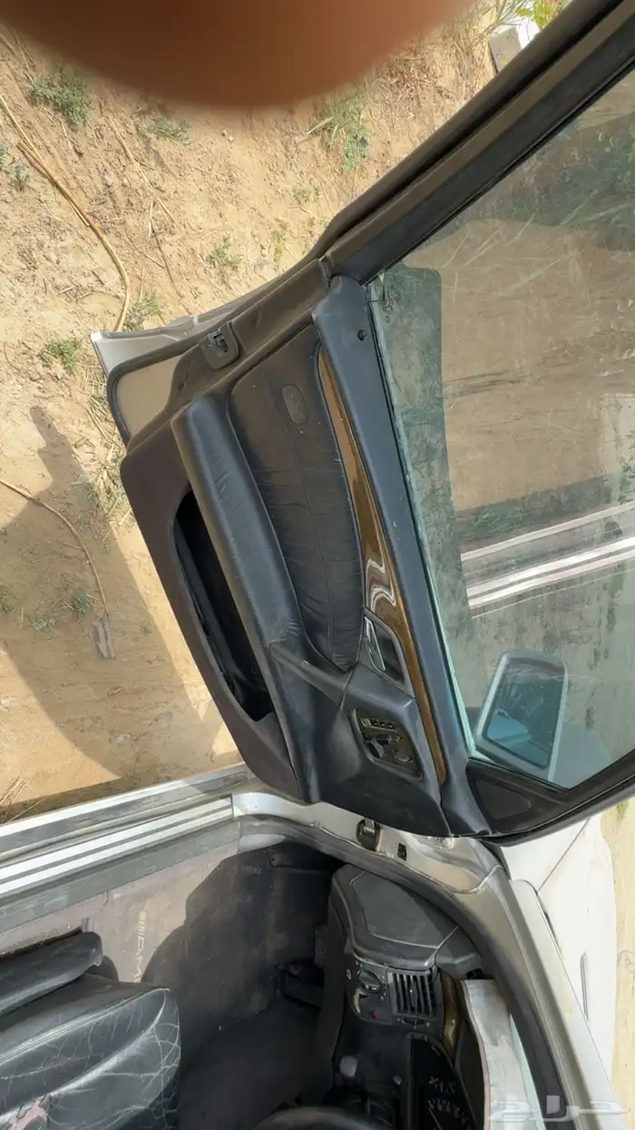 مرسدس ابو عيون شغال تشليح استماره منتهيه 1 سنه 3