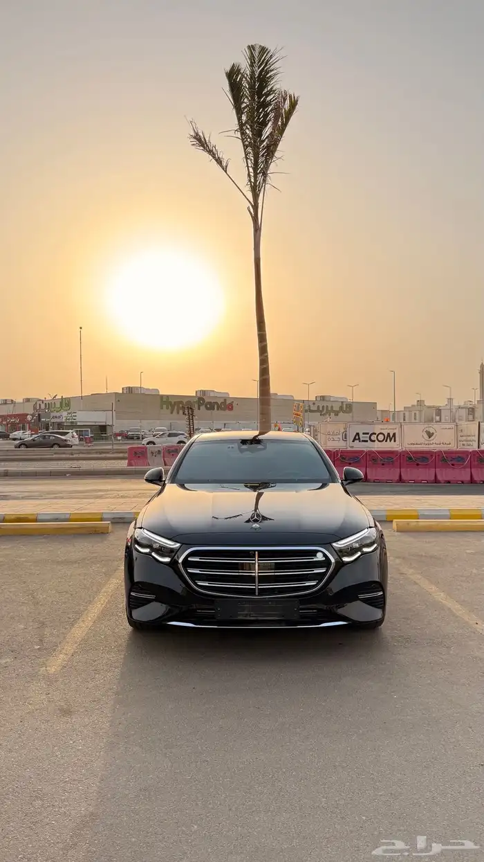 مرسيدس E300 2024 فل اوبشن شبه اصفار 0
