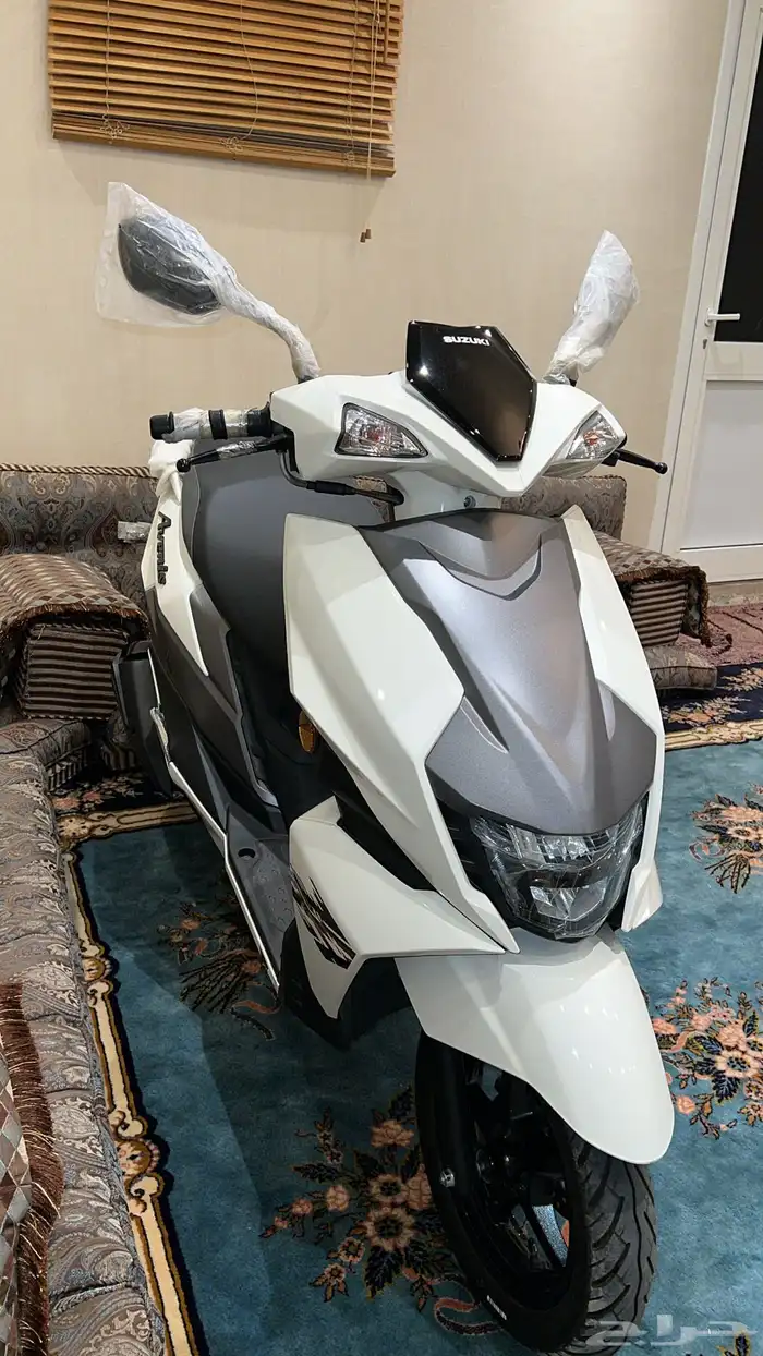 دباب سزوكي افنيوس عجيب 1