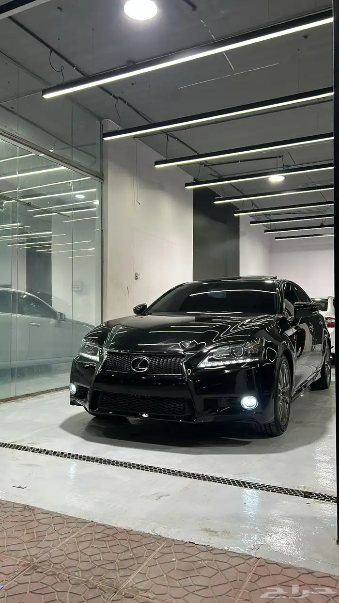 لكزس GS350 نظيف 2