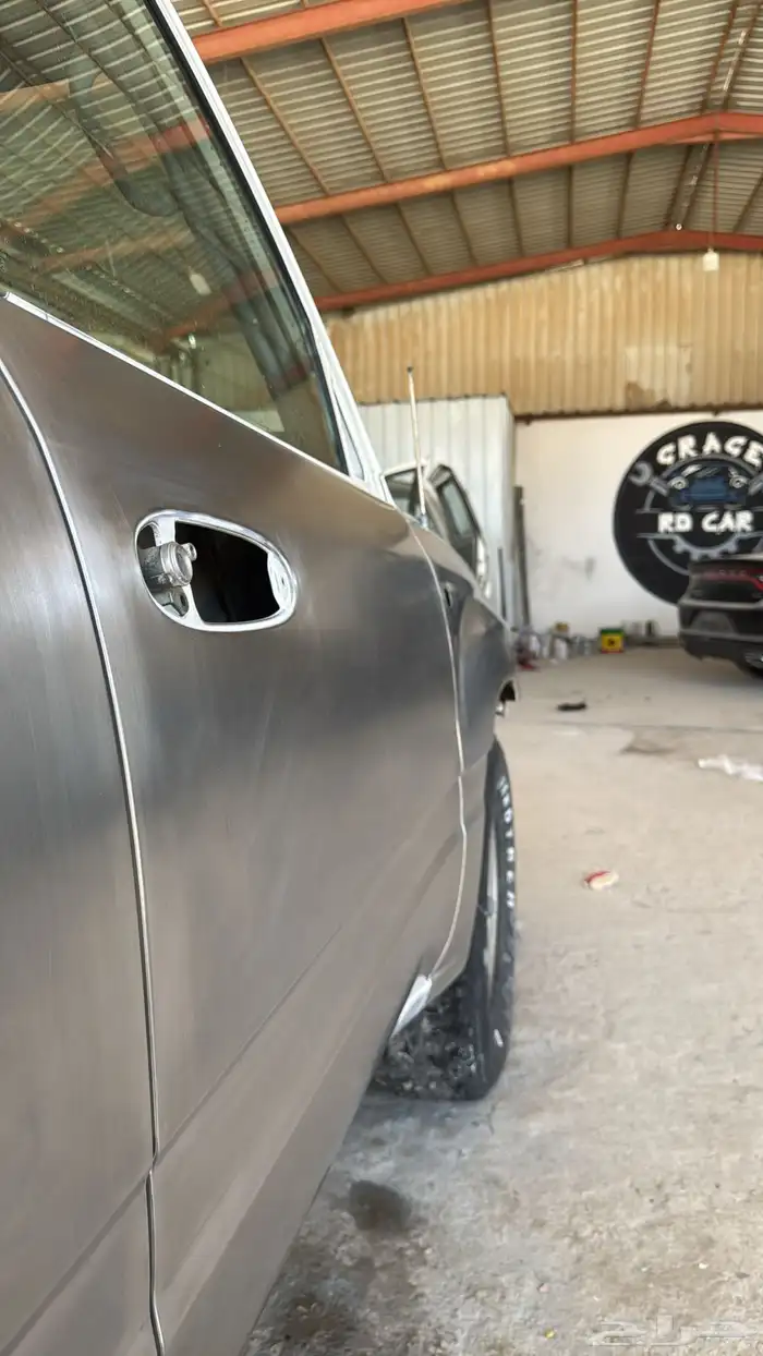 مركز إصلاح سيارات 2