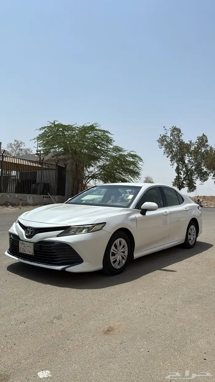 كامري هايبرد 2019 للبدل او بيع 0