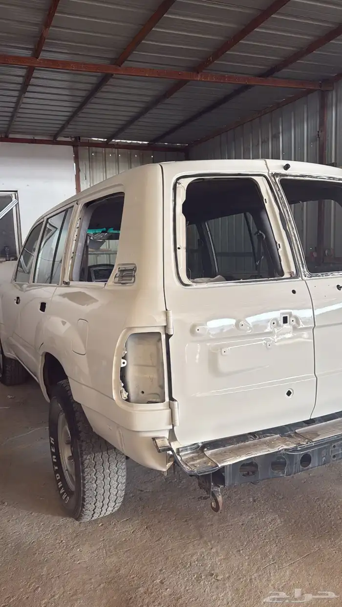 مركز إصلاح سيارات 1