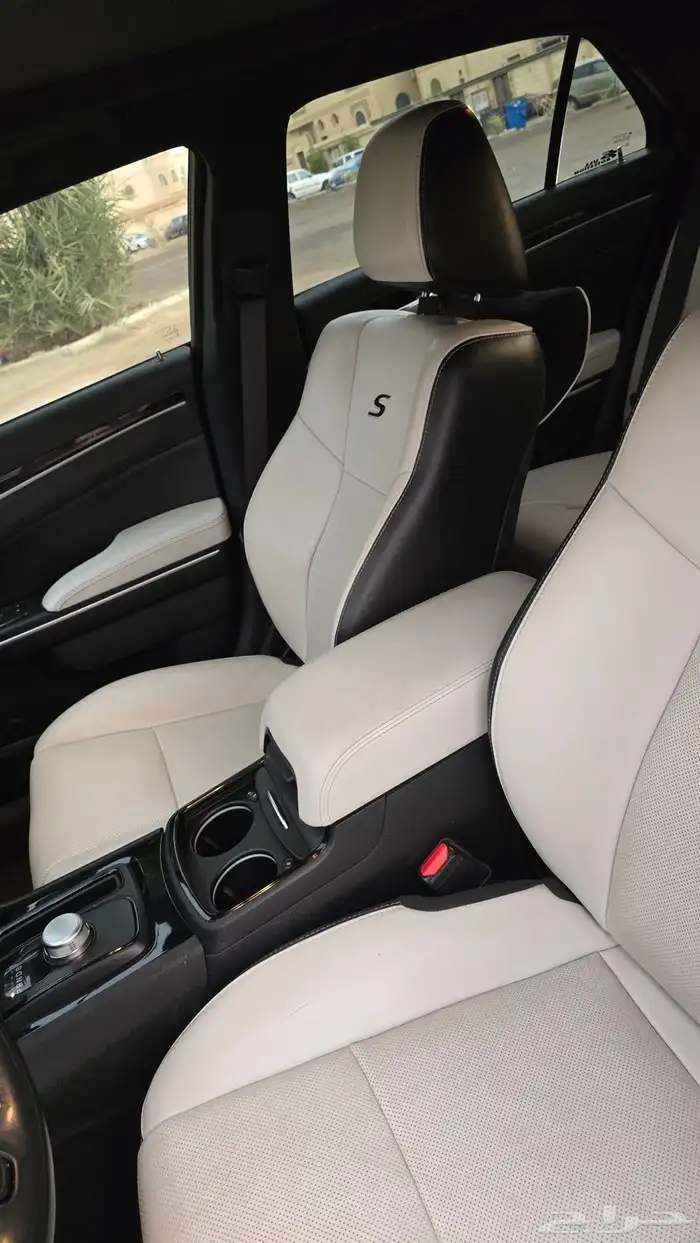 كرايزلر S300 2020 ممشى 64 فقط 9