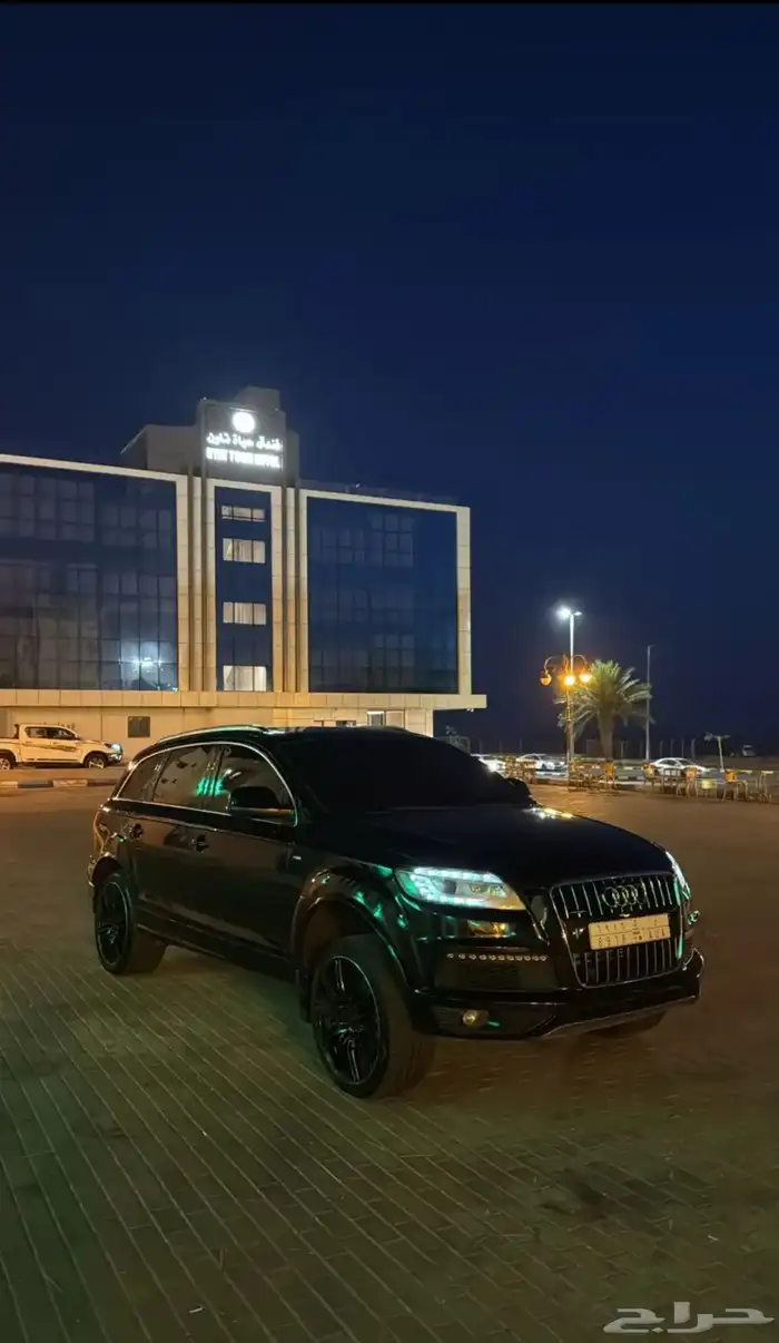 اودي Q7 1