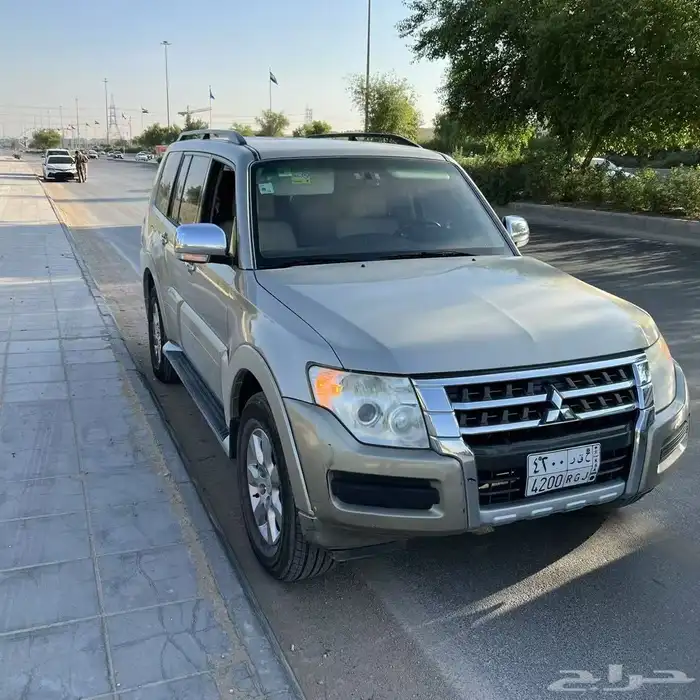 4035 Ibn Rouzain  Al Olaya  6966  Riyadh 12311 5