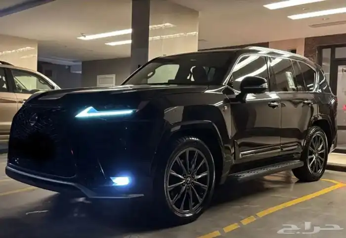 لكزس LX600 2023 اف سبورت بريمي فل كامل مالك اول 0
