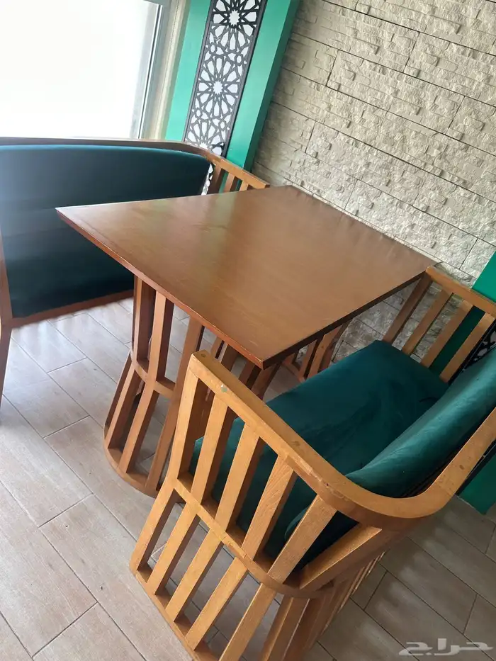 اثاث ومستلزمات مطعم للتقبيل 2