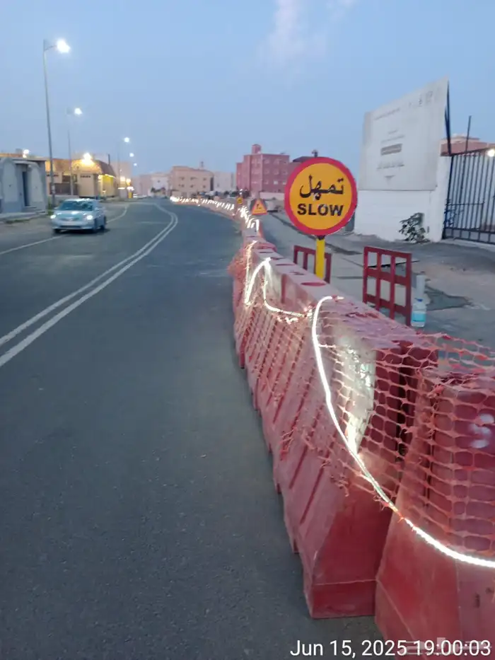 ايجار بوكلينات او قص ارحفر 4