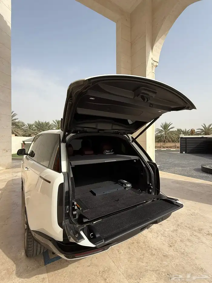 رنج روفر فوج HSE P530موديل 2022خليحي  في الامارات 11