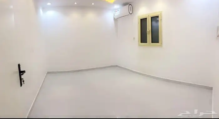 شقة بحي القادسية 4