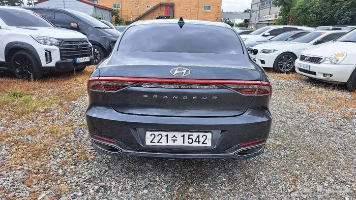 أزيرا - 2020 - بنزين - 2.5cc وارد كوريا 9