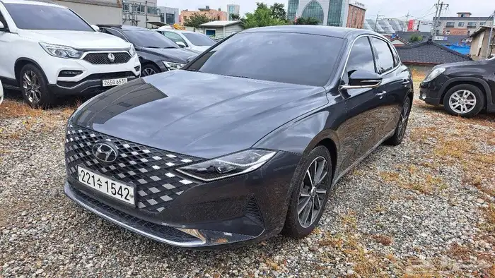 أزيرا - 2020 - بنزين - 2.5cc وارد كوريا 1