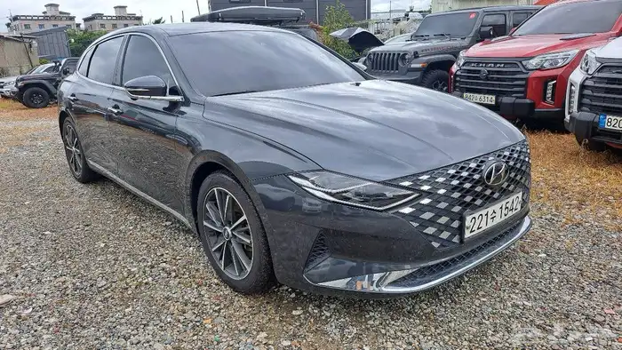 أزيرا - 2020 - بنزين - 2.5cc وارد كوريا 2