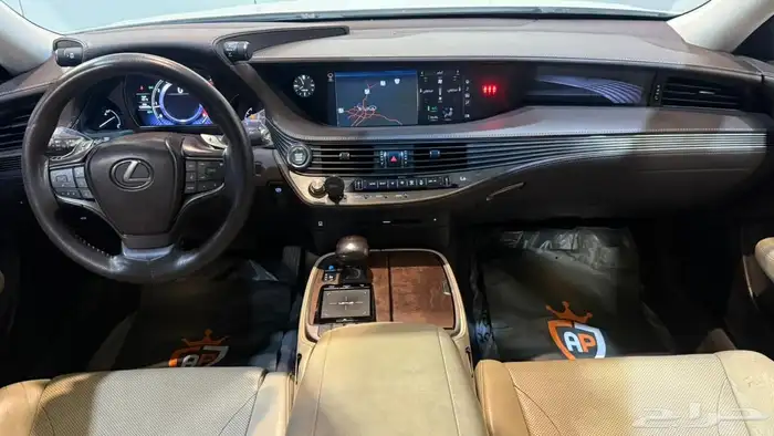 لكزس LS350 2018 بحالة نظيفة جدا 10