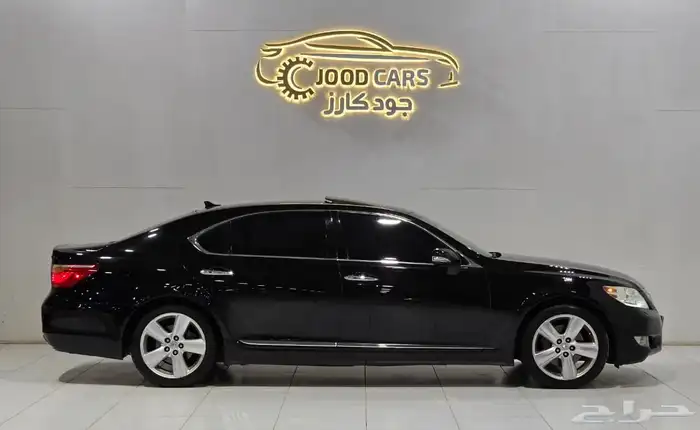 لكزس LS460-L موديل 2011 بحاله ممتازه 1