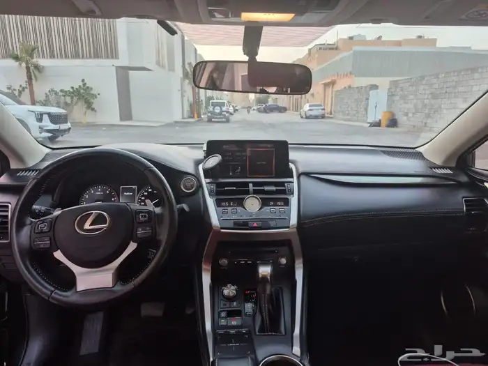 لكزس 2020 60.0 كم nx 300 17
