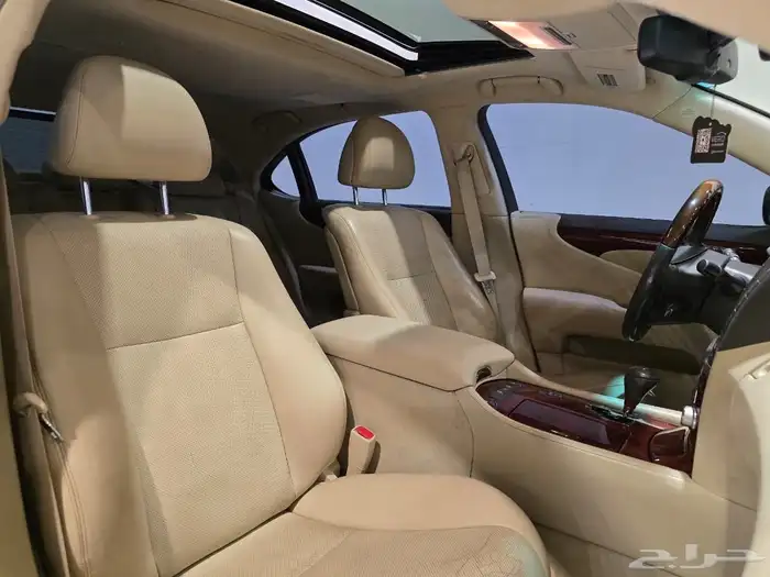 لكزس LS460-L موديل 2011 بحاله ممتازه 6