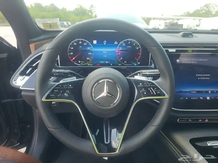 مرسيدس E350 ثلاث شاشات 2024 بسعر 313 ألف شامل 9