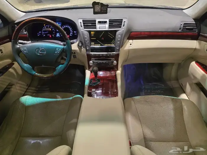 لكزس LS460-L موديل 2011 بحاله ممتازه 17