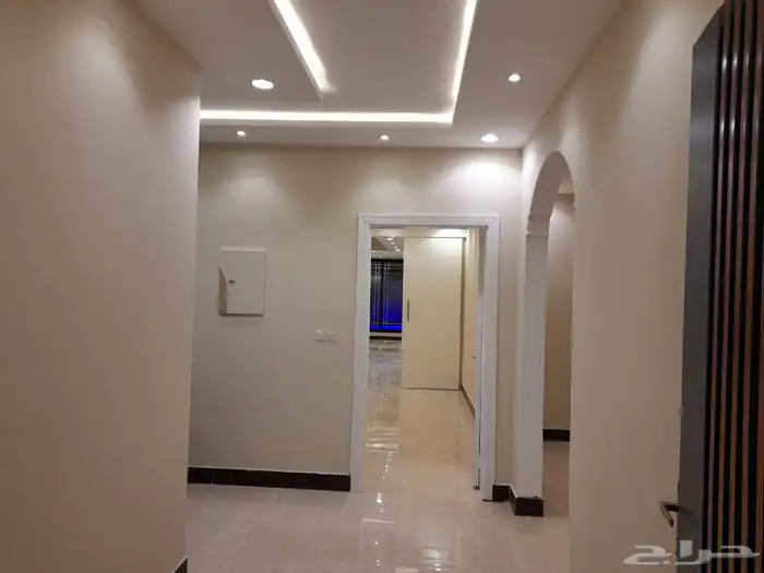 فيلا مميزه طويق مع مسبح وتصميم راقي 8