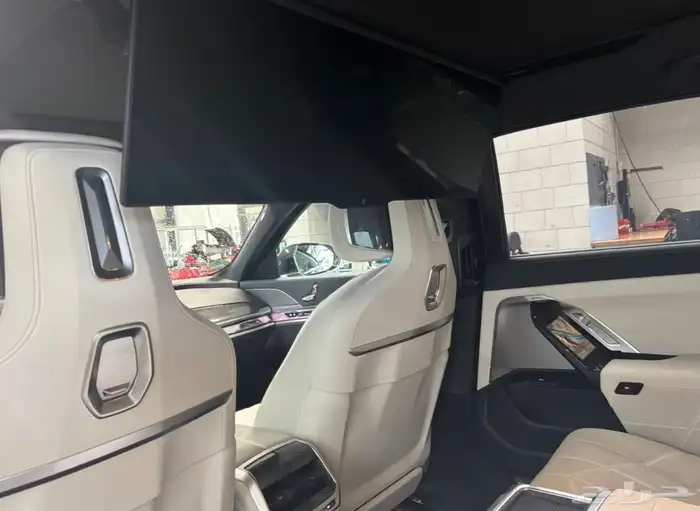 Bmw 740 2024 وارد الماني للاستيراد بحالة جدا ممتازه 14