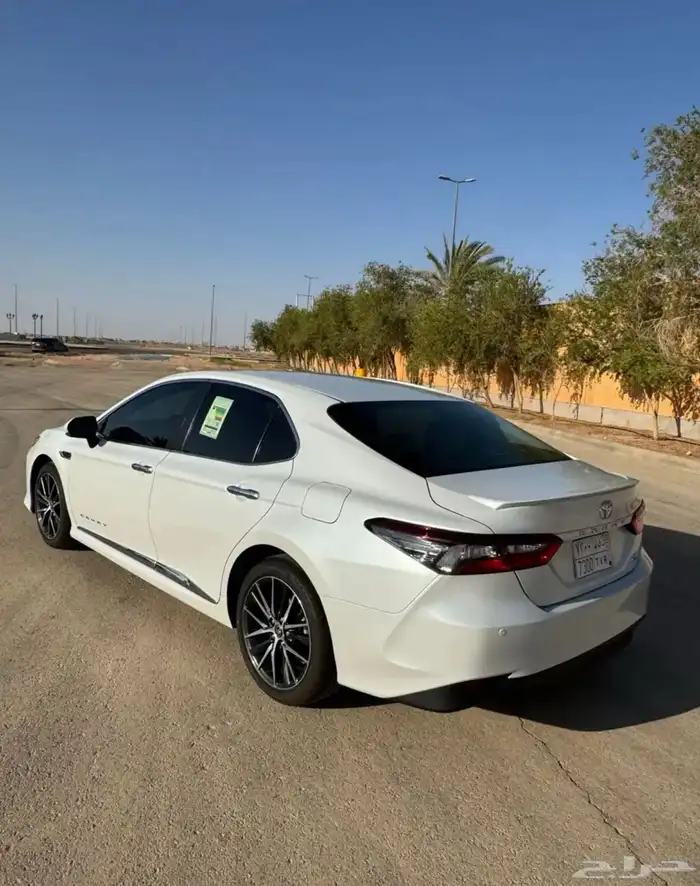 كامري 24 شبه جديد مالك اول شرط 2
