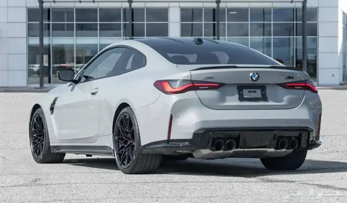 BMW M4   موديل 2024 داخليه احمر بسسسعر خيالي 3