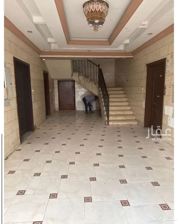 للبيع عماره بحي النزهه 4