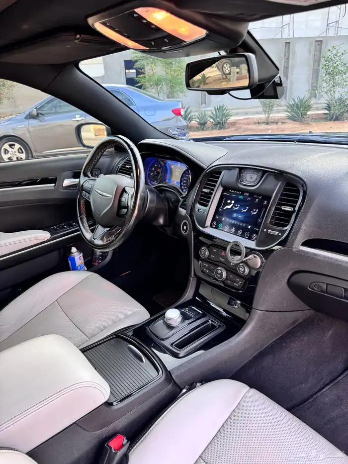 كرايزلر S300 2020 ممشى 64 فقط 4