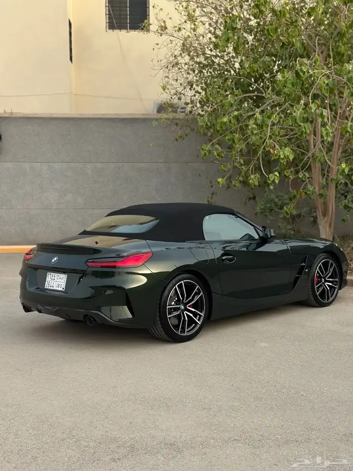 بي ام Z4 2025 ضمان وصيانه 30