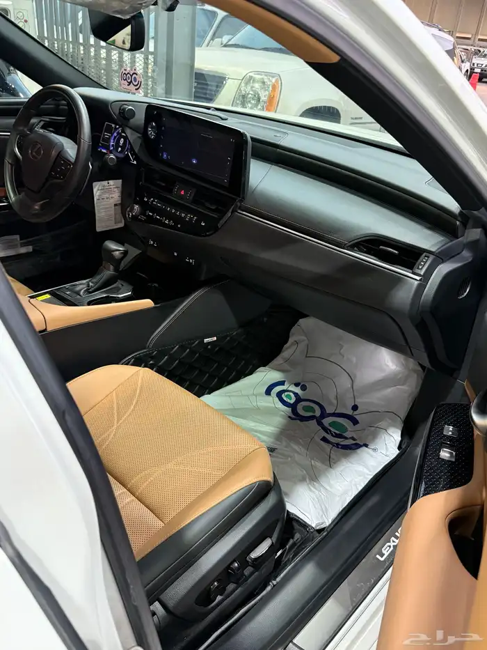 لكزس ES350 2023 سعودي .. CC 24
