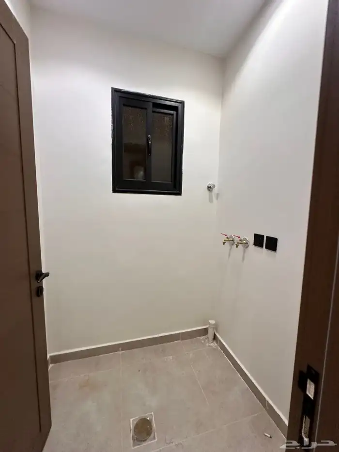 شقق علوي بمصعد جاهز وسطح خاص بالمحاله ابها اسعار مميزه 14
