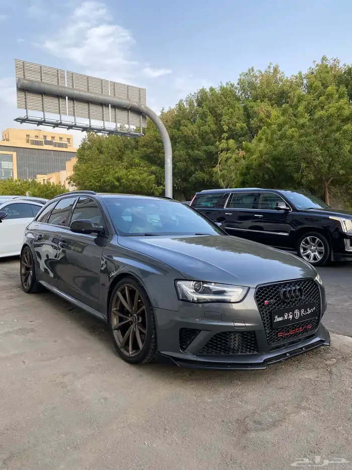 اودي RS4 2