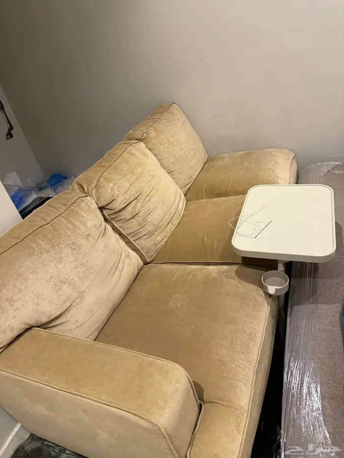 كنب للبيع نظيف جدا بي 500 0