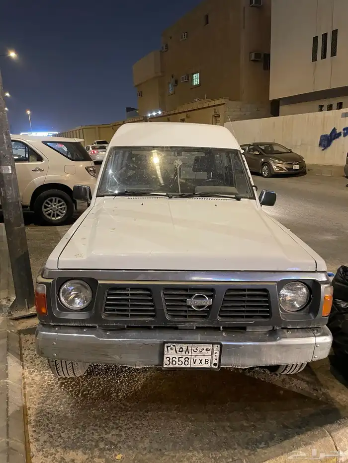 للبيع بترول نسيان ربع موديل 93 مخزن ماشي 67 الف 2