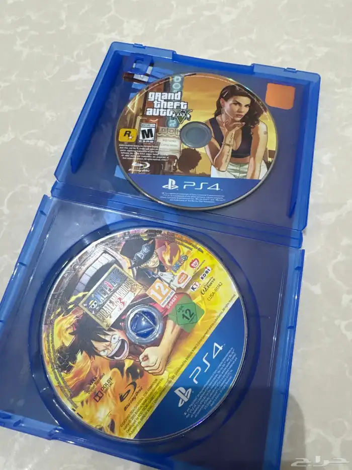 سوني 4 مع شرائط 0