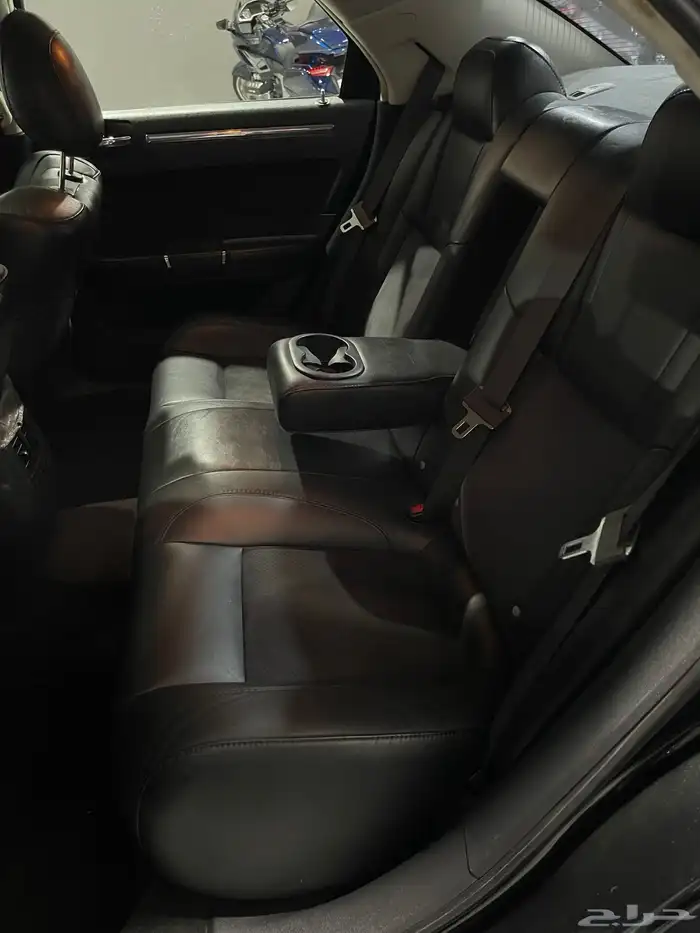 2008 Chrysler 300 SRT8 كرايزلر 15