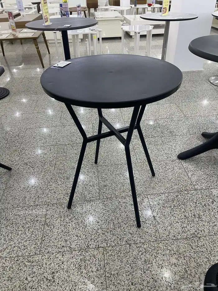 طاولات كوفي ومطاعم مختلفة 9