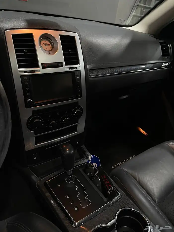2008 Chrysler 300 SRT8 كرايزلر 11